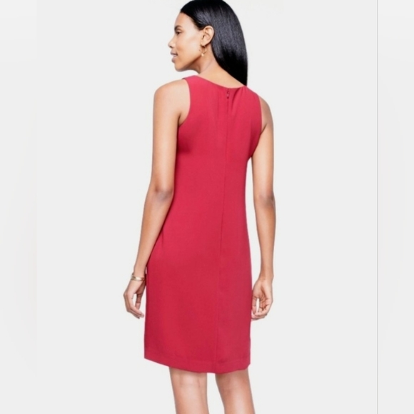 Ann Taylor Sleeveless Shift Dress - Picture 1 of 7
